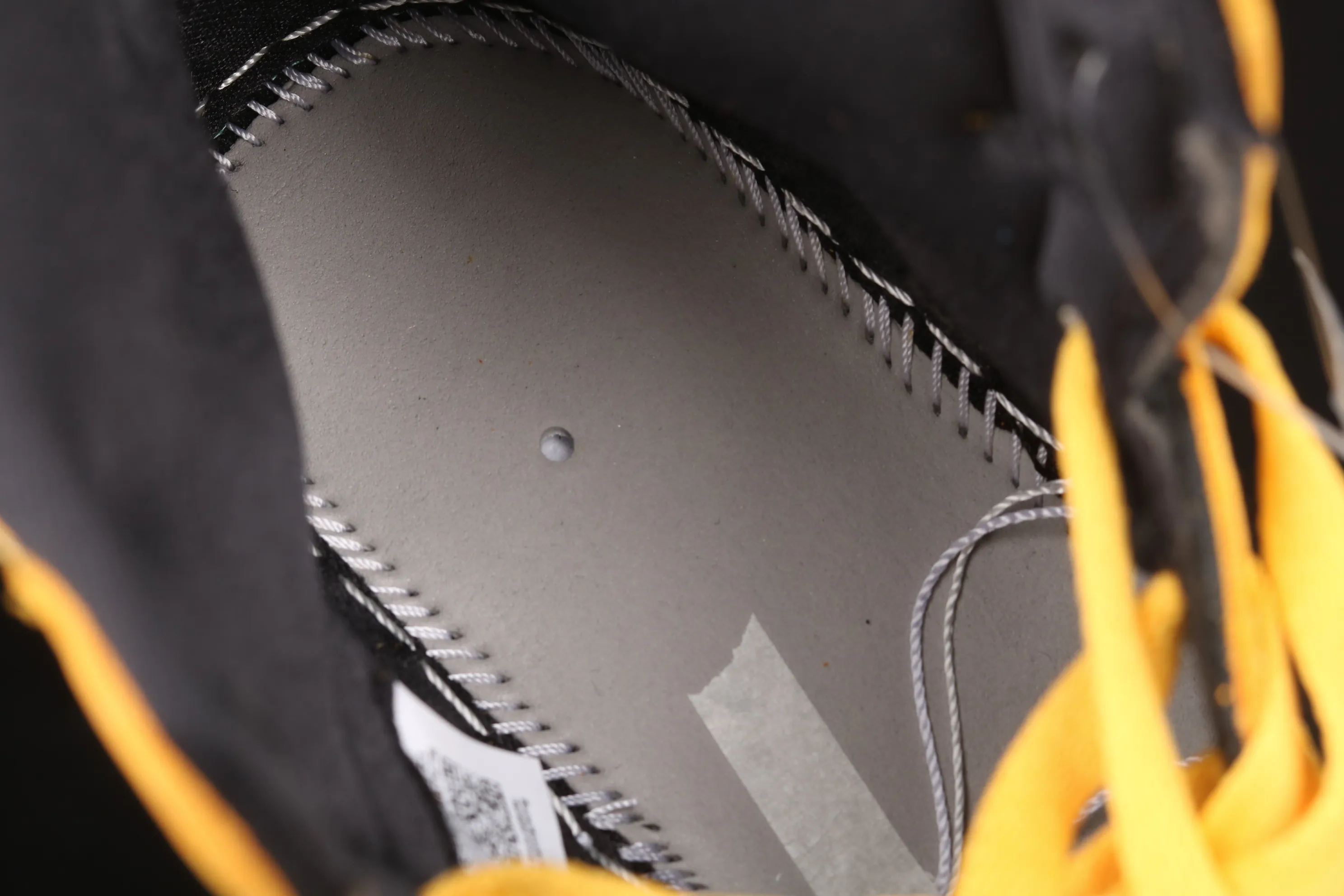 All categories Air Jordan Jordan series basketball shoes Air Jordan 1 High L version Air Jordan 1 High OG "Pollen" AJ1 Joe 1 black and yellow 555088-701